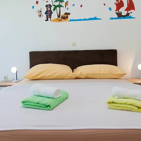 公寓 Turudic 德拉马利